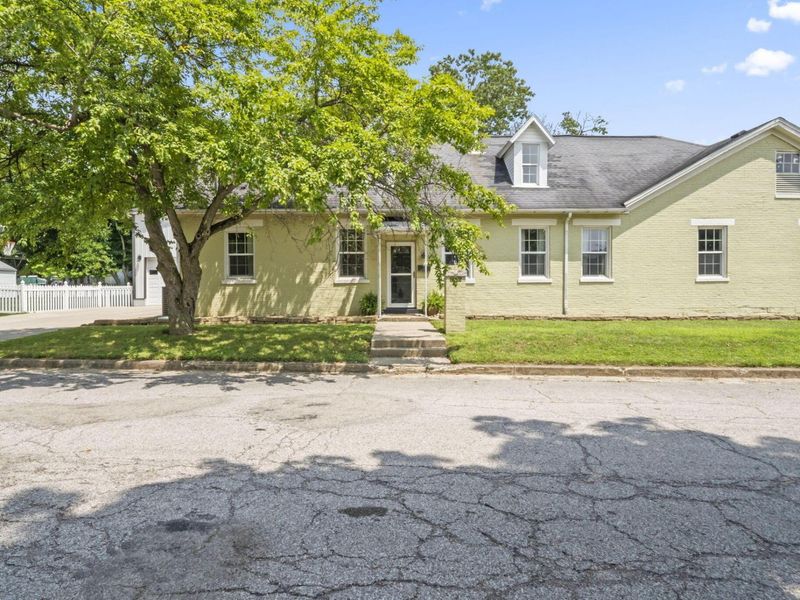 832 Pershing Drive , Circleville, OH 43113 Photo 6