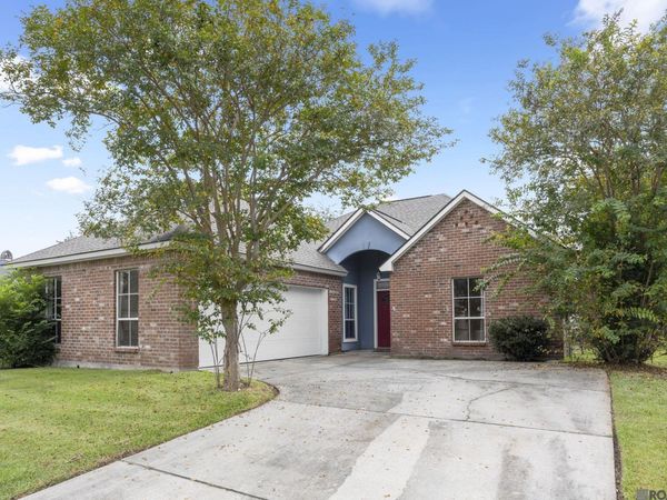313 Allan Dr, Baton Rouge, LA 70815