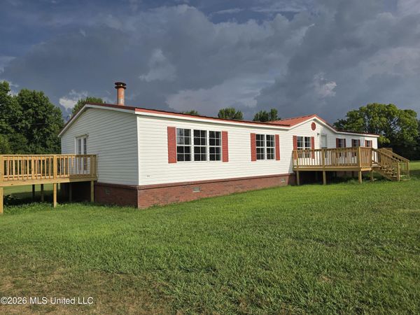 104 Baylor Road, Senatobia, MS 38668