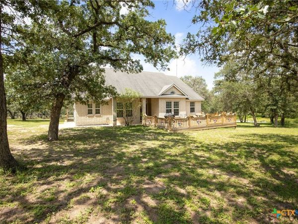1262 Morning Glory Lane , Adkins, TX 78101