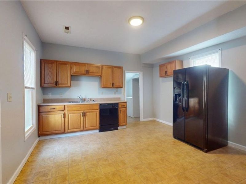 2053 W 95th Street , Cleveland, OH 44102 Photo 20