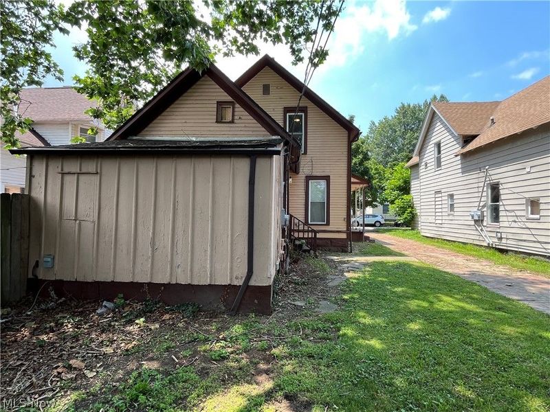 2053 W 95th Street , Cleveland, OH 44102 Photo 36