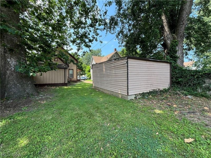 2053 W 95th Street , Cleveland, OH 44102 Photo 39