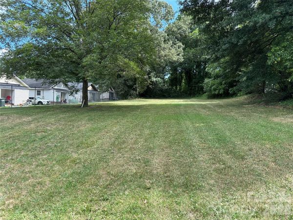119 W Bradley Street , Gastonia, NC 28052
