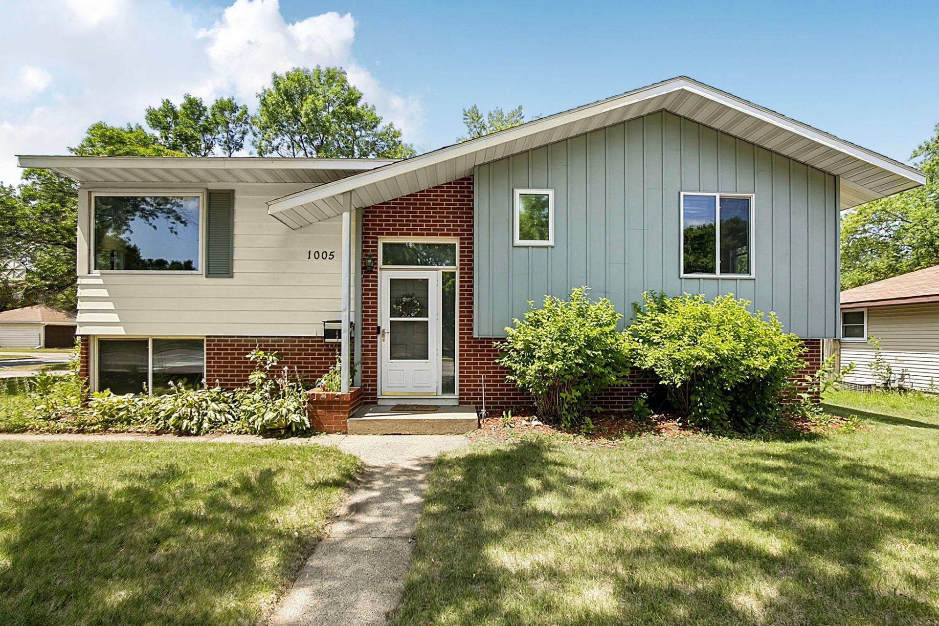 1005 25th Avenue N Saint Cloud, MN 56303