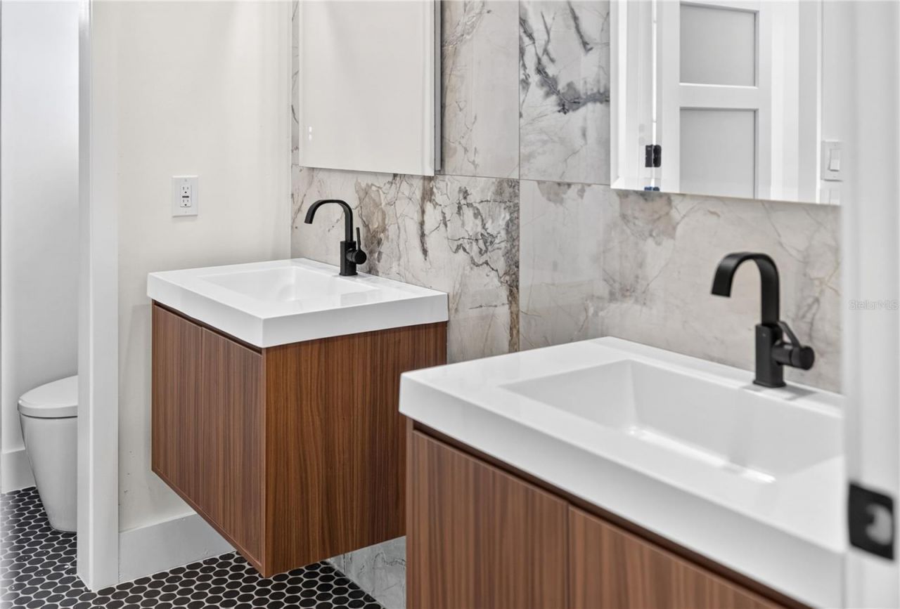 539 Avenida Del Norte, Sarasota, FL 34242 Photo