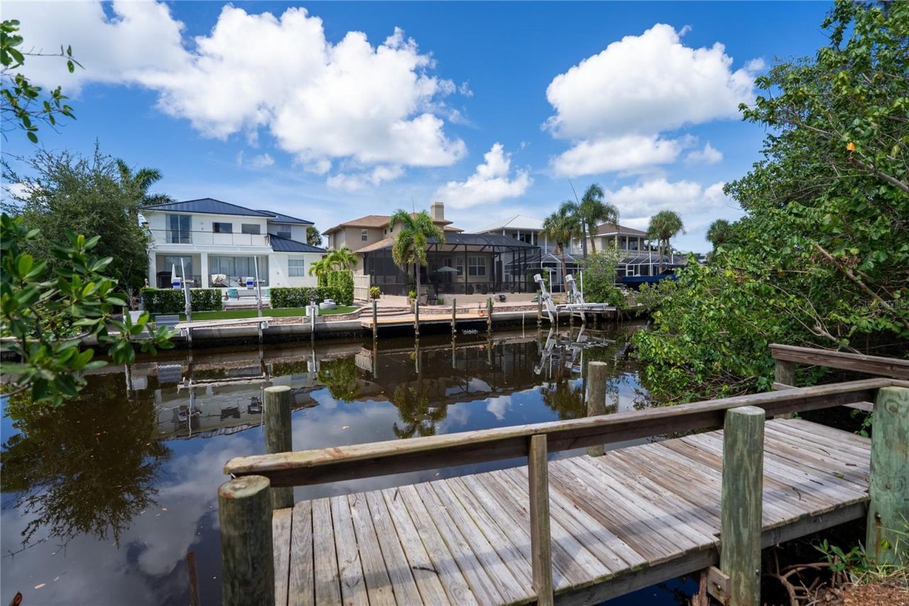 539 Avenida Del Norte, Sarasota, FL 34242 Photo