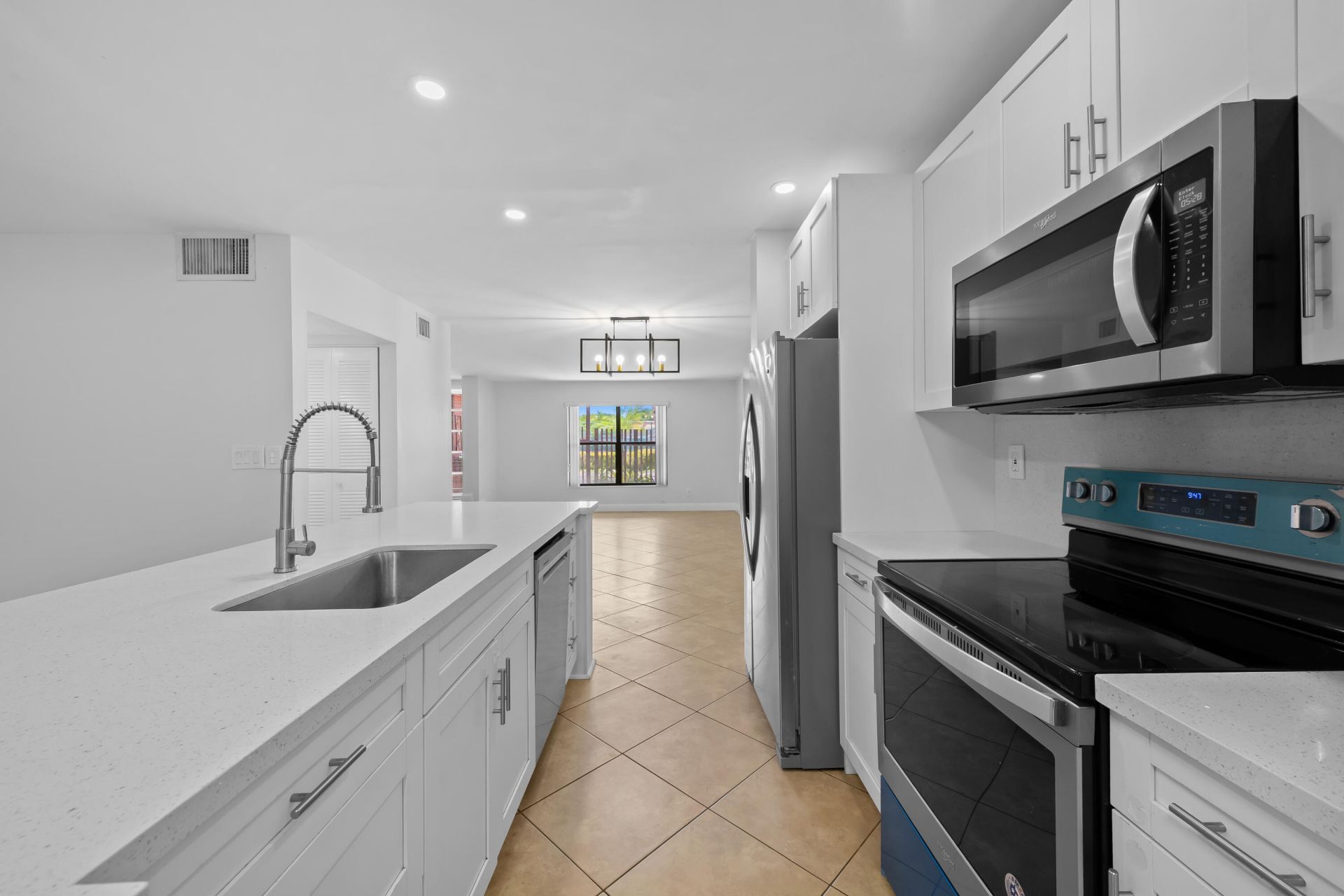 1517 Fairway Road, Pembroke Pines, FL 33026 Photo