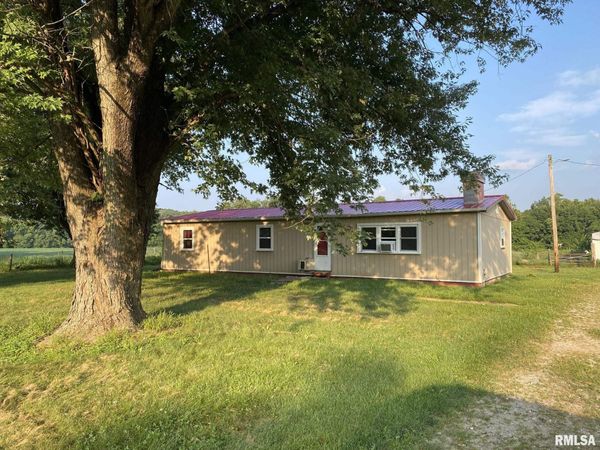 24500 N COPPERAS CREEK Road, Canton, IL 61520