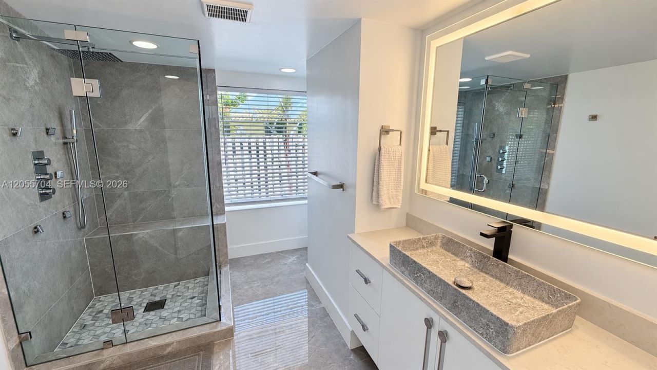 670 SE 7th Ave, Pompano Beach, FL 33060 Photo
