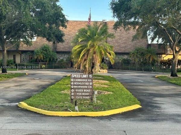 115 Fox Rd, Unit 2-41, Hollywood, FL 33024