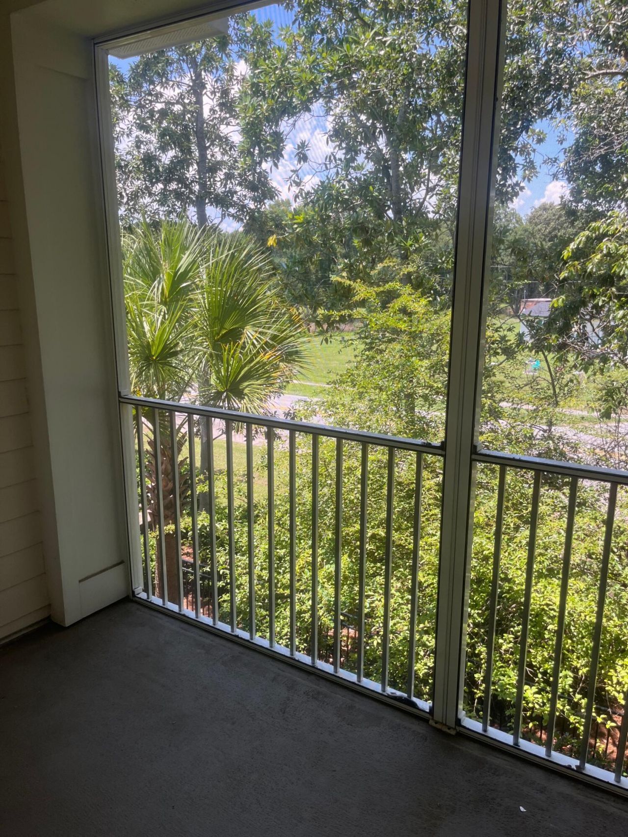 1755 Central Park Road Photo 9