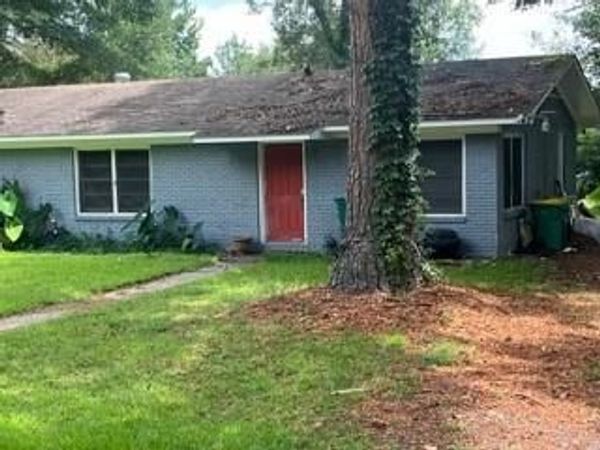 3001 Hollywood Street , Texarkana, TX 75501