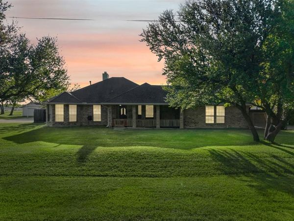309 Josey Lane, Red Oak, TX 75154