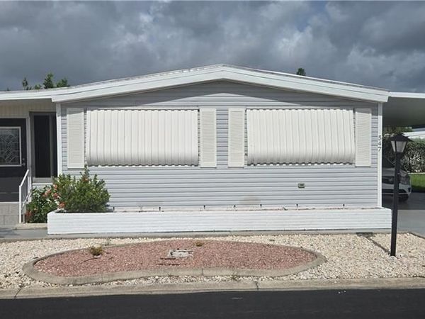 547 Palmer BLVD, NORTH FORT MYERS, FL 33903