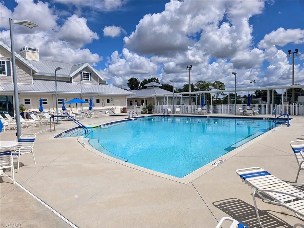 547 Palmer Blvd, North Fort Myers, FL 33903 Photo