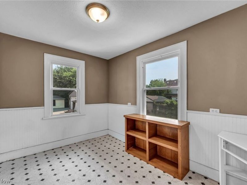 535 Brittain Road , Akron, OH 44305 Photo 17