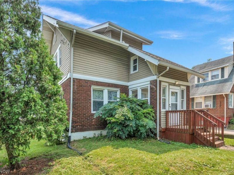 535 Brittain Road , Akron, OH 44305 Photo 6