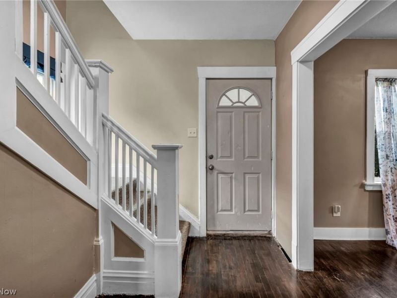 535 Brittain Road , Akron, OH 44305 Photo 9