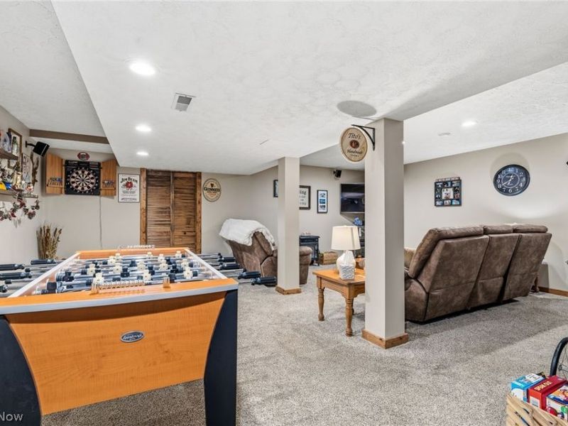 105 Rodeo Circle, Louisville, OH 44641 Photo 28