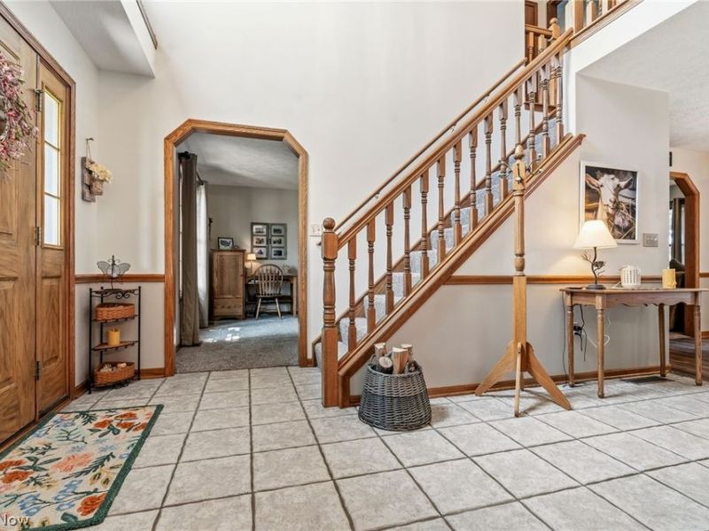 105 Rodeo Circle, Louisville, OH 44641 Photo 7