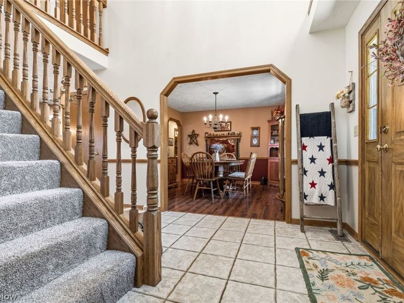 105 Rodeo Circle, Louisville, OH 44641 Photo 8