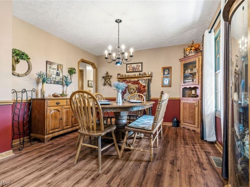 105 Rodeo Circle, Louisville, OH 44641 Photo 9