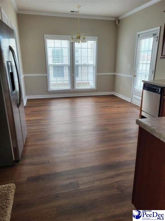 737 Aster Drive Photo 6