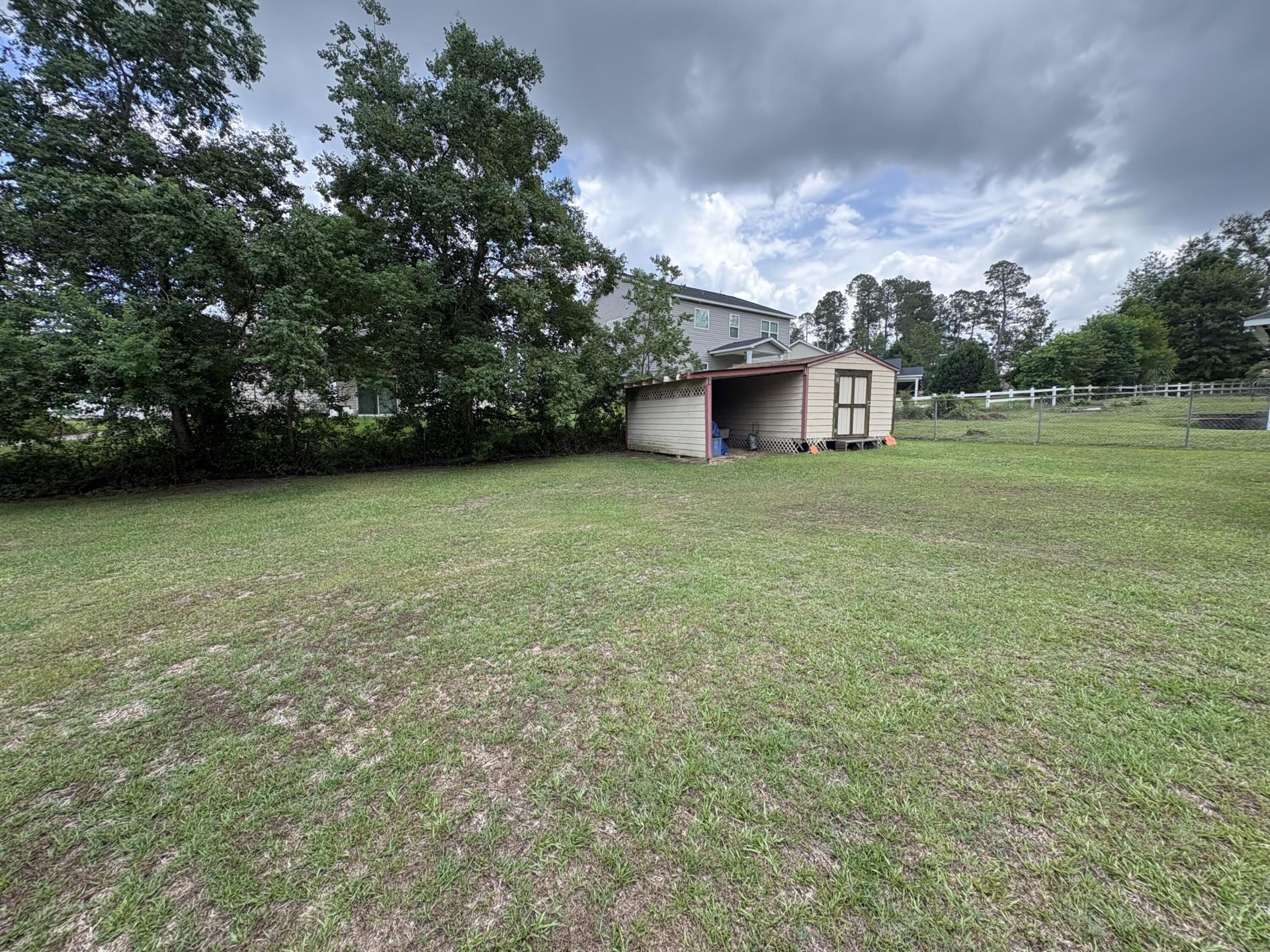 2079 Pinebrook Street Photo 4
