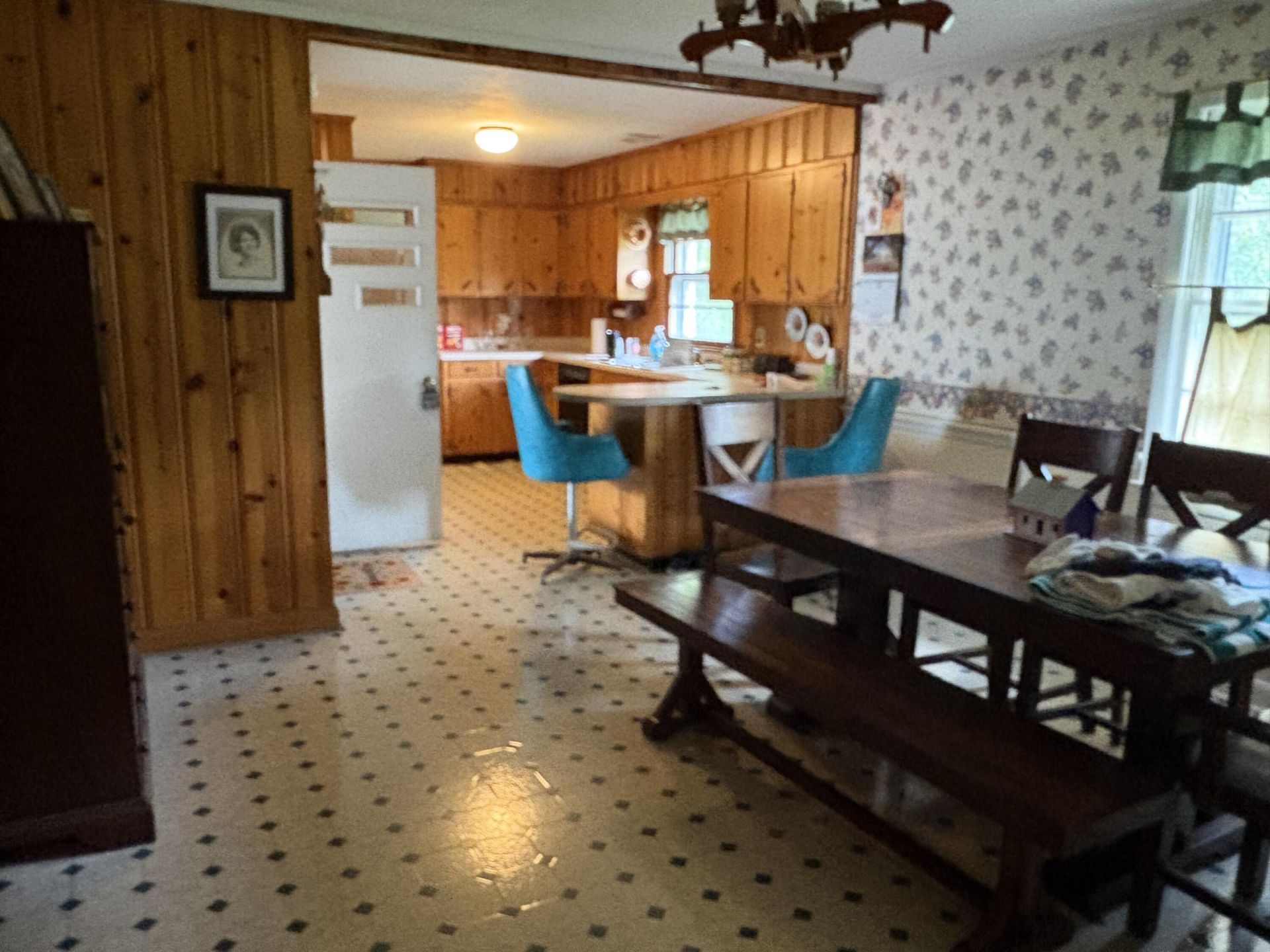 2079 Pinebrook Street Photo 5