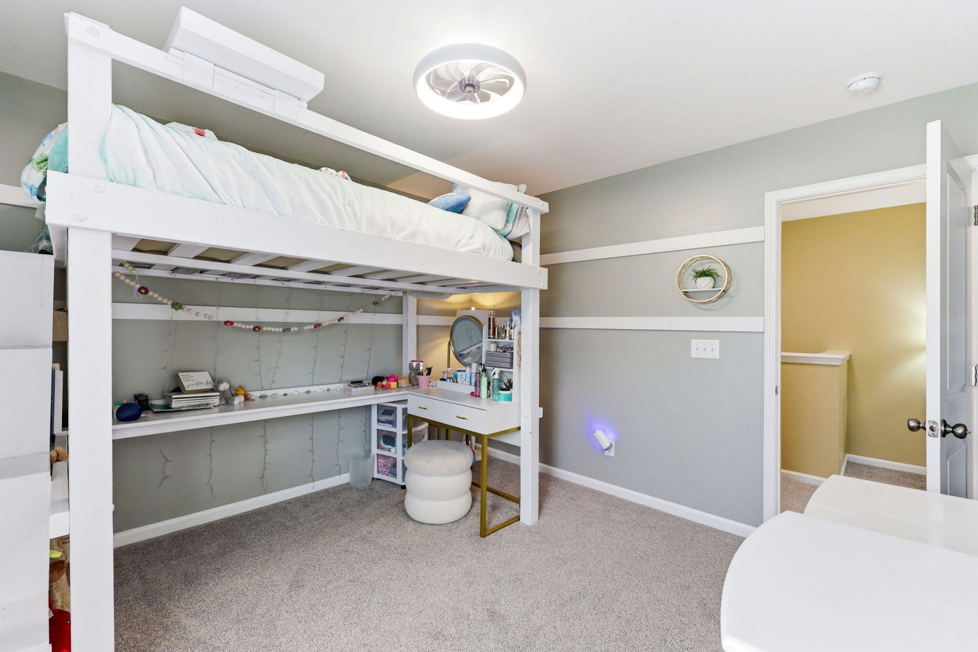 8017 Henderson Road Photo 31