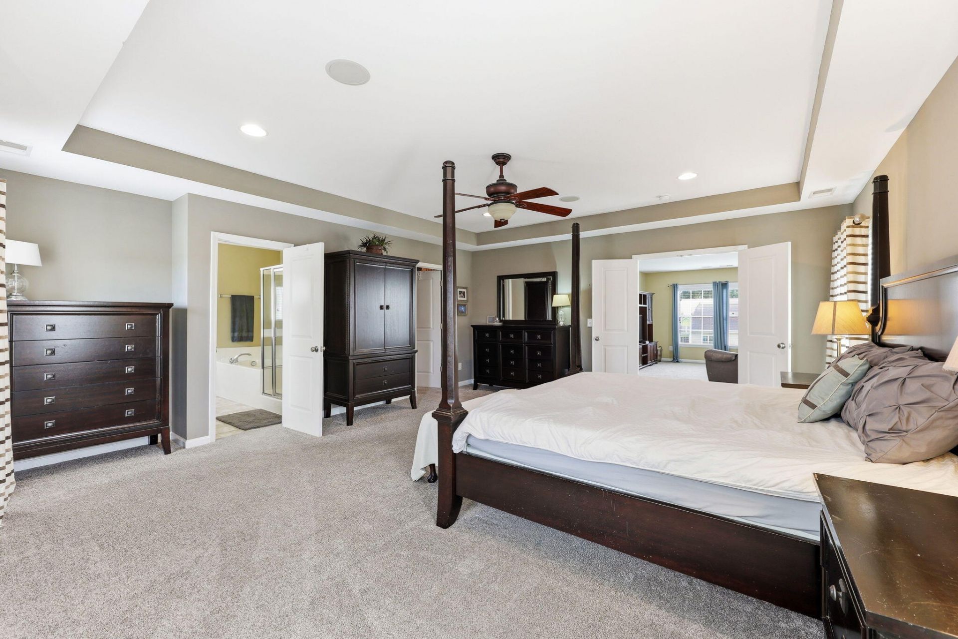 8017 Henderson Road Photo 39