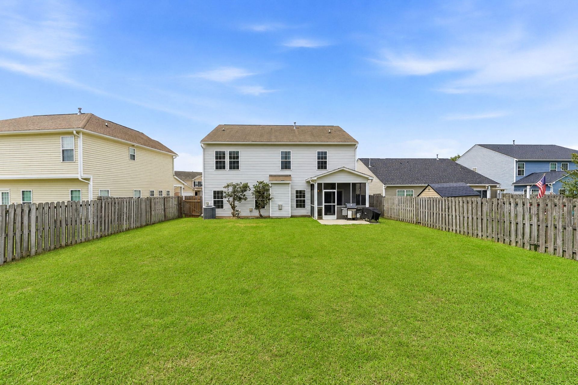 8017 Henderson Road Photo 52