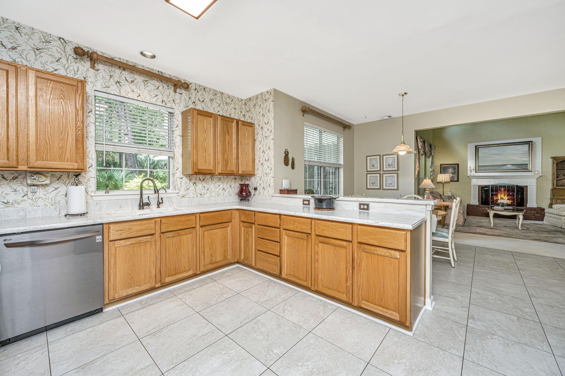2794 Seastrand Lane Photo 12
