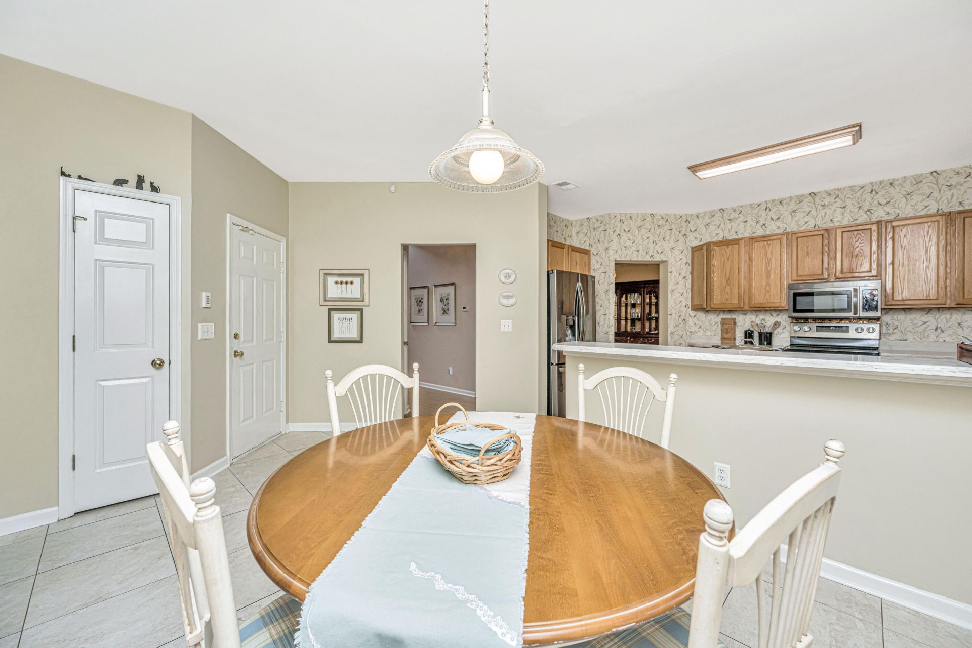 2794 Seastrand Lane Photo 18