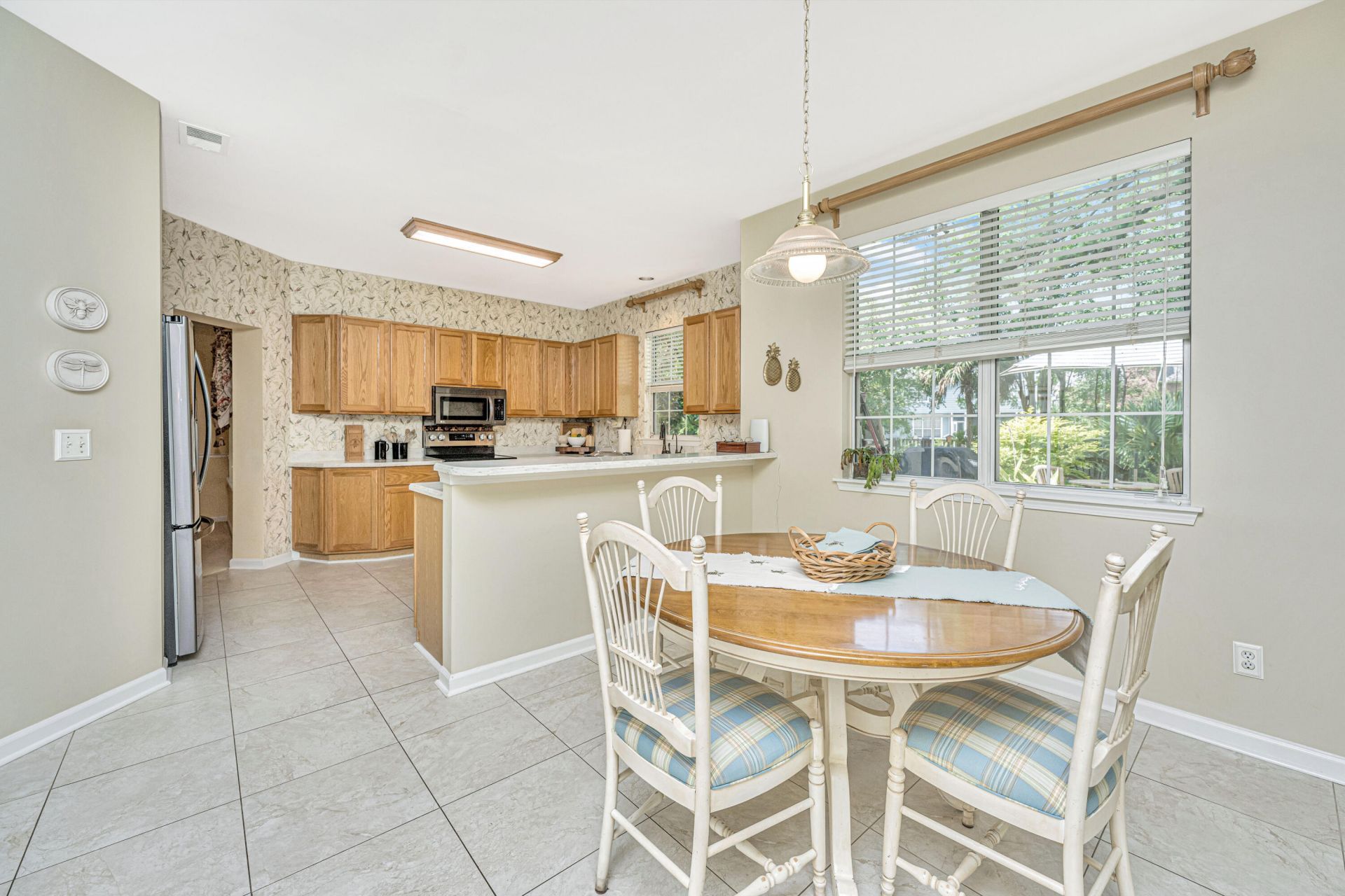 2794 Seastrand Lane Photo 20