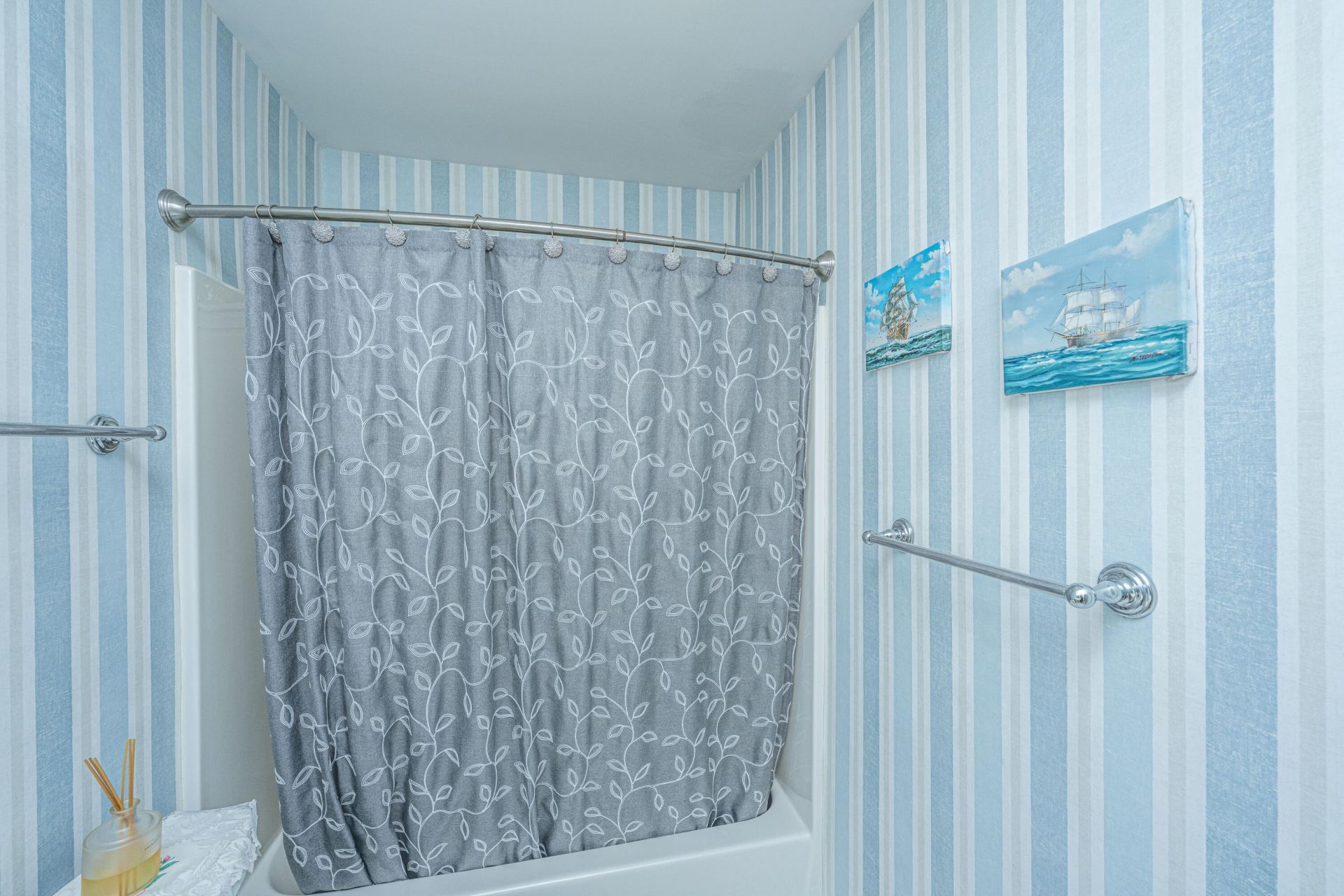 2794 Seastrand Lane Photo 38