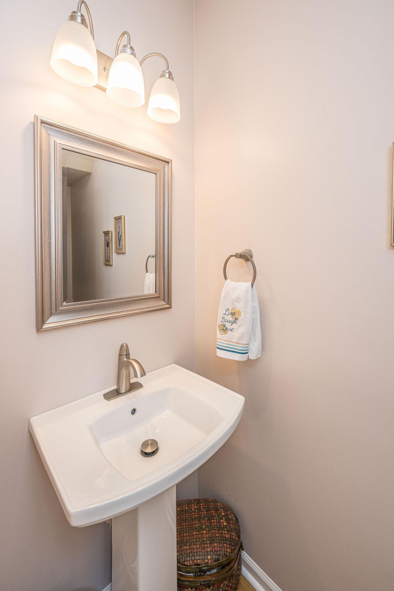 2794 Seastrand Lane Photo 41