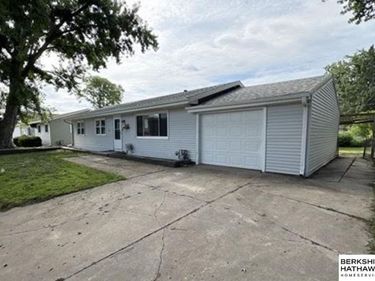 307 W Whittingham Street, Valley, NE 68064