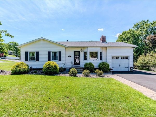 1 Patriot Lane, Washingtonville, NY 10992