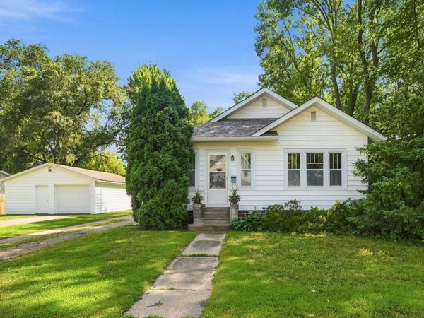 19 12th Street NE, Faribault, MN 55021