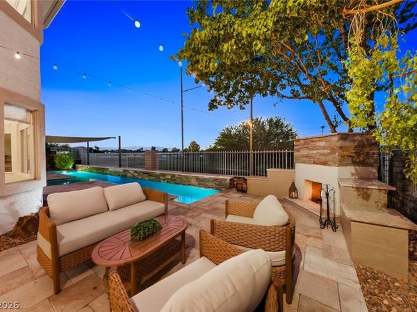 2438 Tour Edition Drive , Henderson, NV 89074