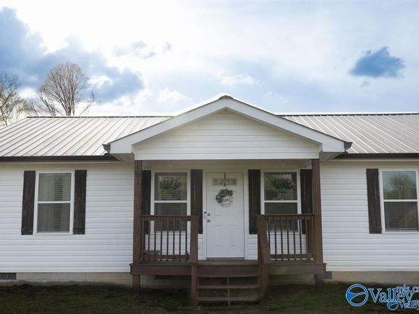 561 Walter Whitt Rd, Boaz, AL 35956