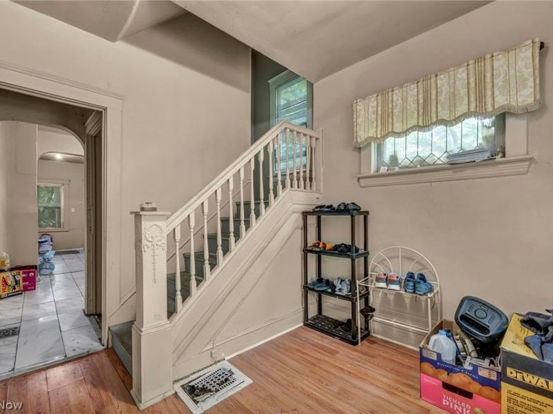 9822 Raymond Avenue, Cleveland, OH 44104 Photo 3