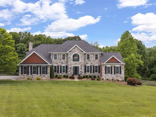 11293 ALLIUM LANE, LOVETTSVILLE, VA 20180