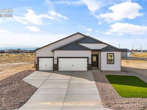 559 Bayview Drive, Pueblo West, CO 81007