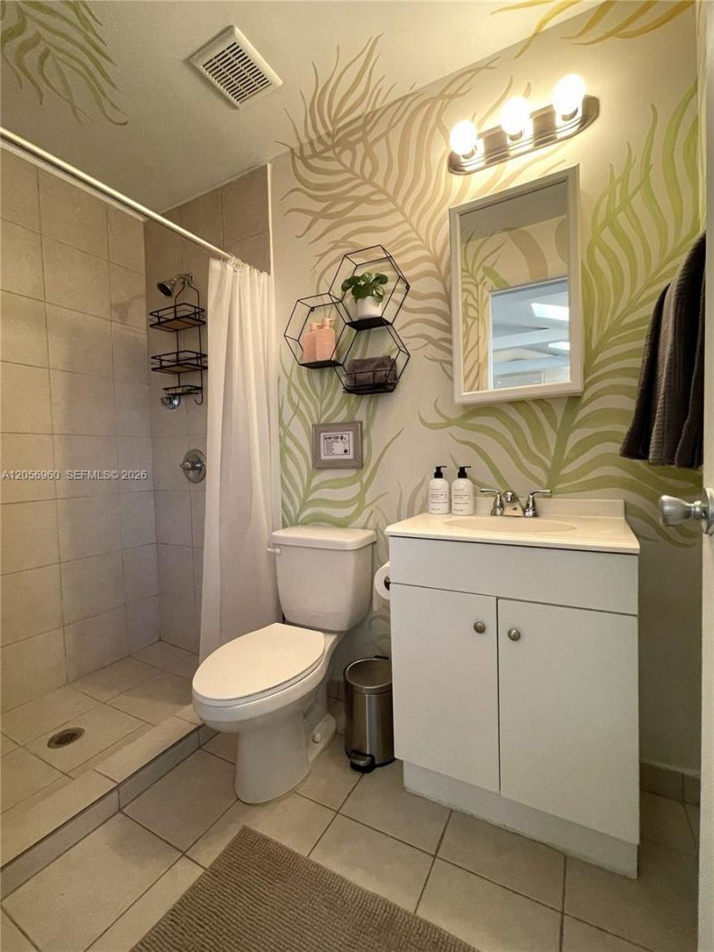 118 NW 24th St , Miami, FL 33127 Photo
