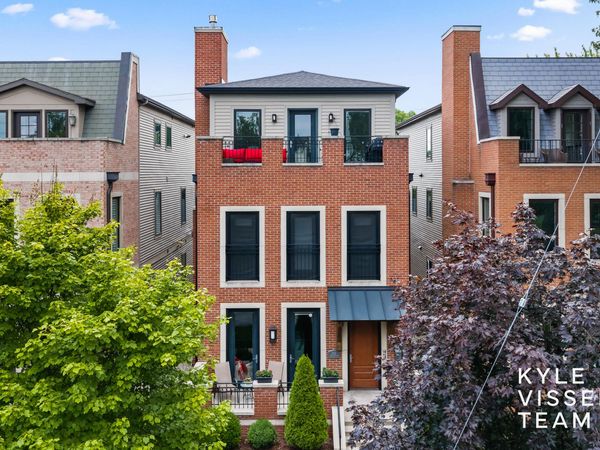 542 Fairview Avenue NE, Unit 3, Grand Rapids, MI 49503