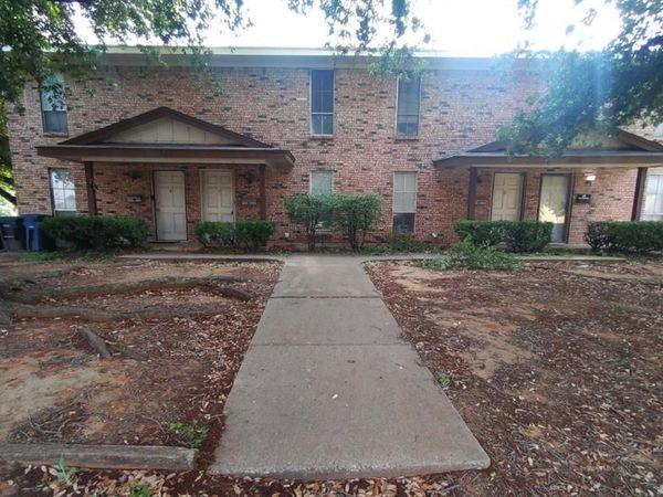7816 Romney Road , Unit 2, Fort Worth, TX 76134