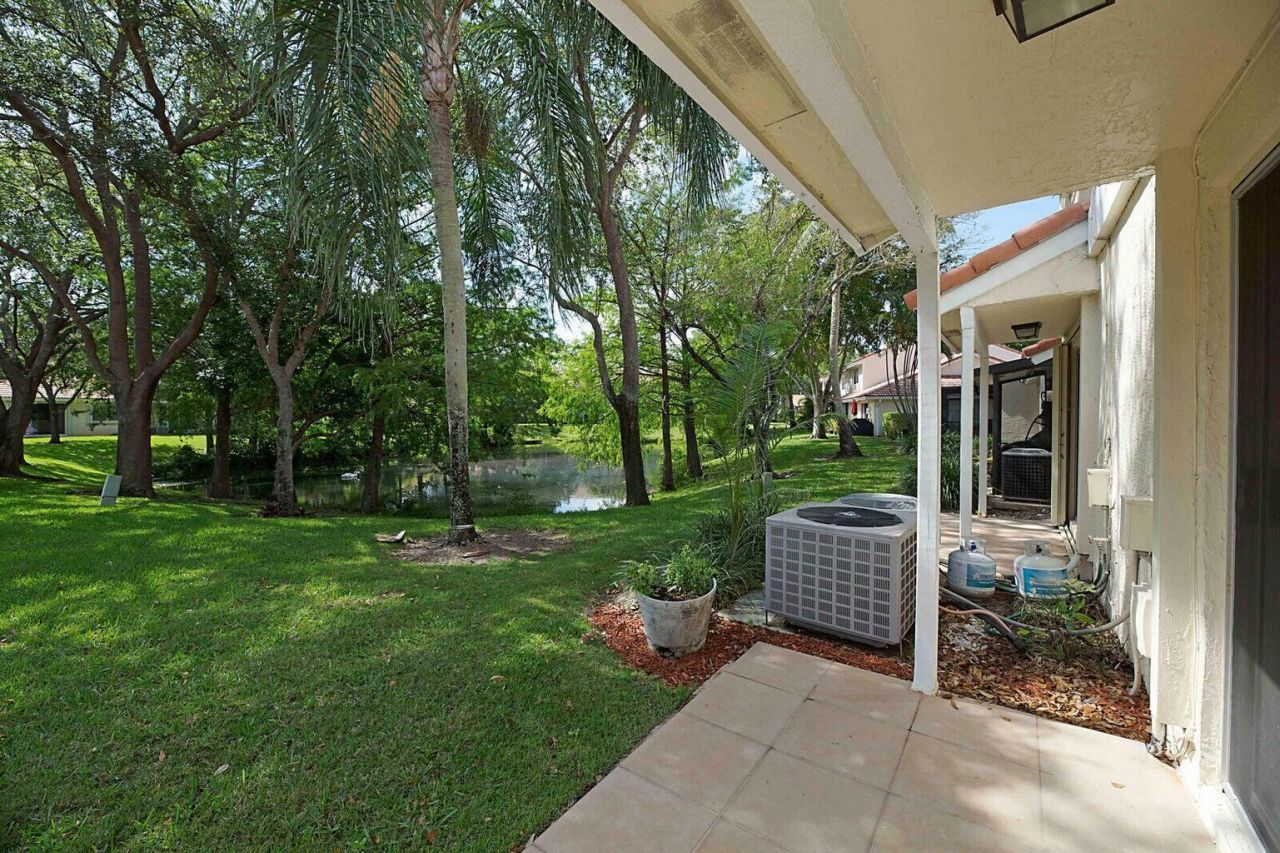 6384 Boca Circle, Boca Raton, FL 33433 Photo